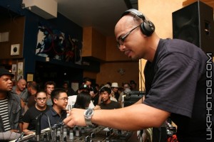 DJ Jona of Grapevinez at Subphonix